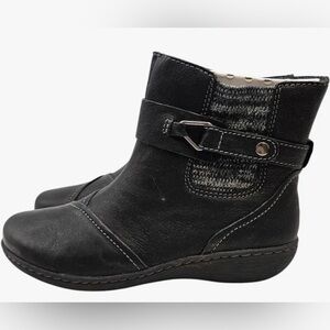 Clark’s Collection Black Ankle Boots